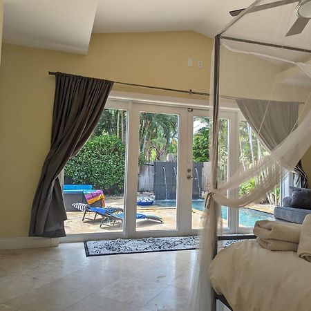 #1 Fort Lauderdale House - Heated Salt Water Pool - Private Oasis-Updated Gorgeous 3Br 3Ba - Las Olas Bagian luar foto