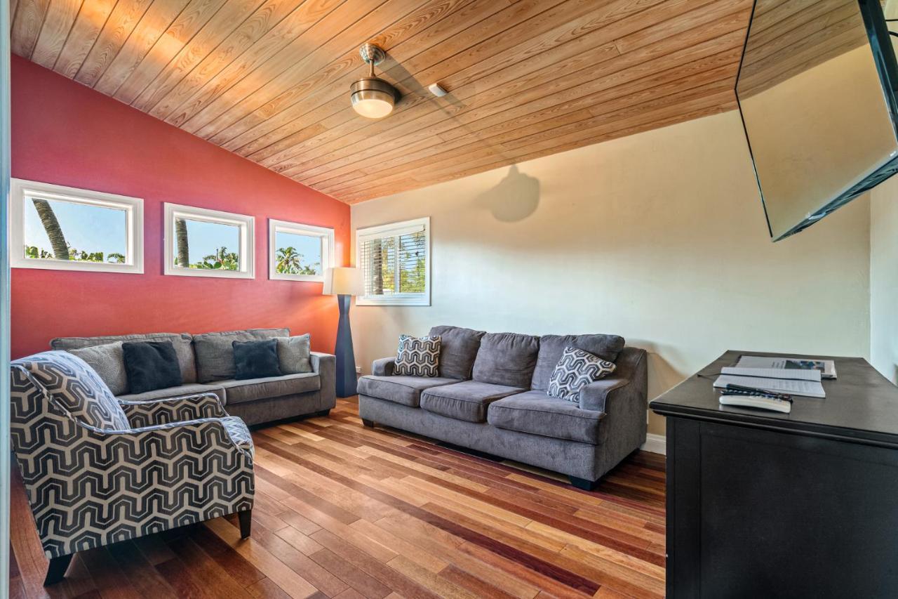 #1 Fort Lauderdale House - Heated Salt Water Pool - Private Oasis-Updated Gorgeous 3Br 3Ba - Las Olas Bagian luar foto