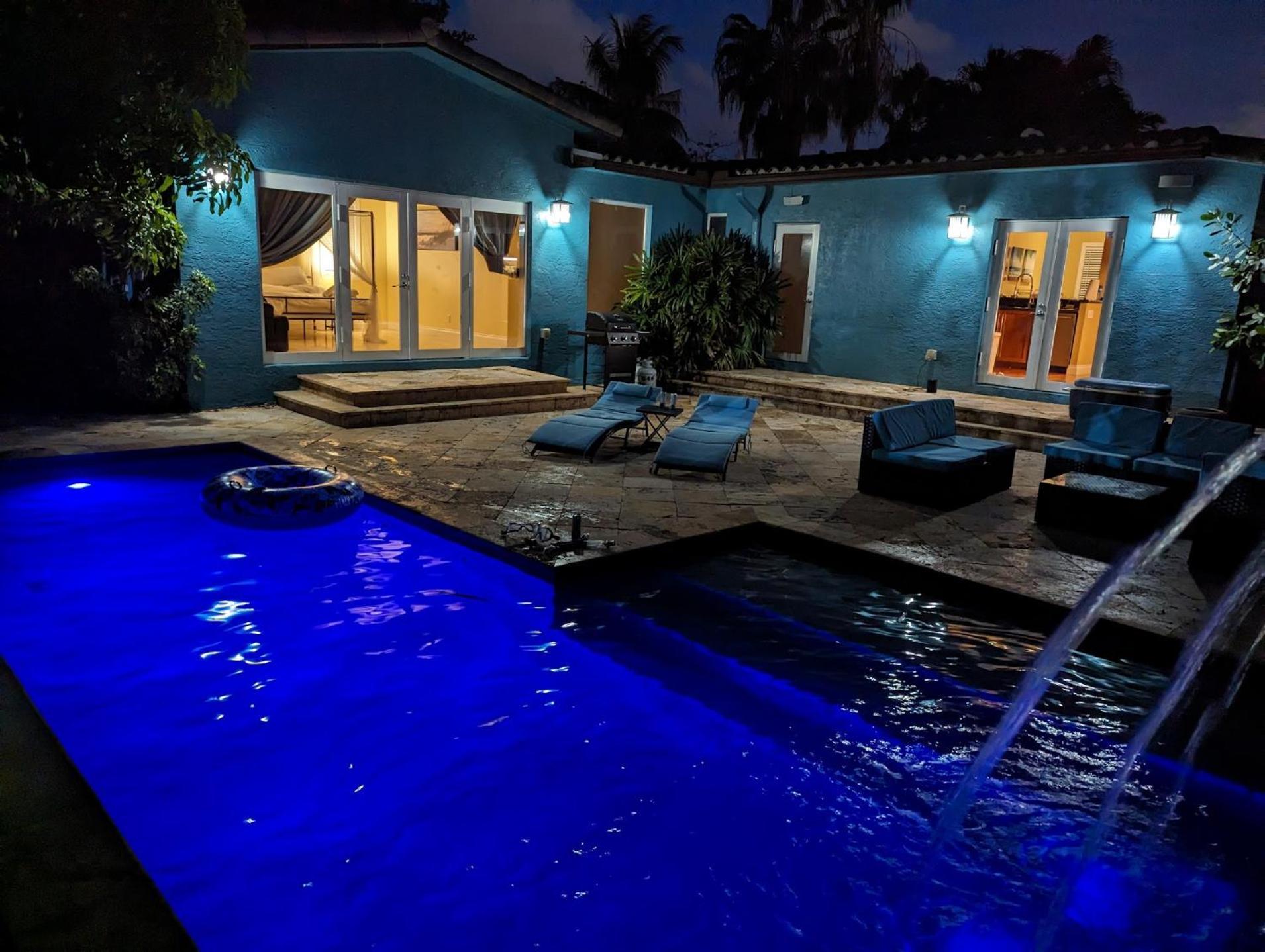 #1 Fort Lauderdale House - Heated Salt Water Pool - Private Oasis-Updated Gorgeous 3Br 3Ba - Las Olas Bagian luar foto