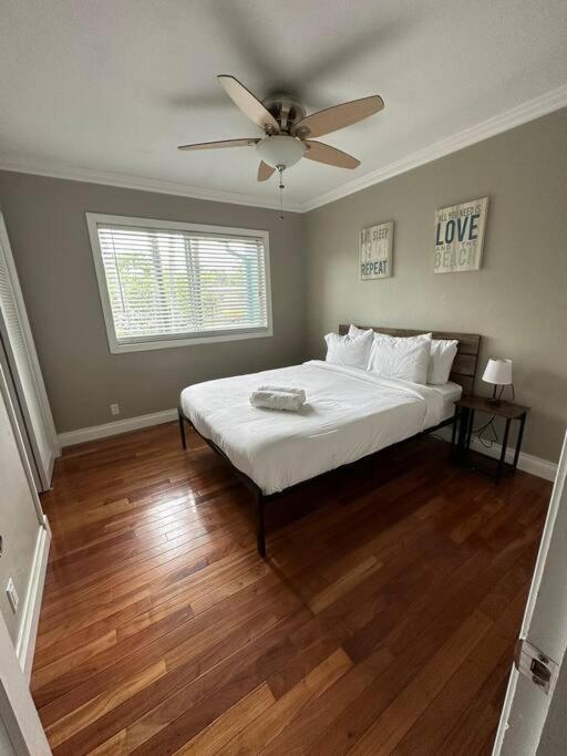 #1 Fort Lauderdale House - Heated Salt Water Pool - Private Oasis-Updated Gorgeous 3Br 3Ba - Las Olas Bagian luar foto